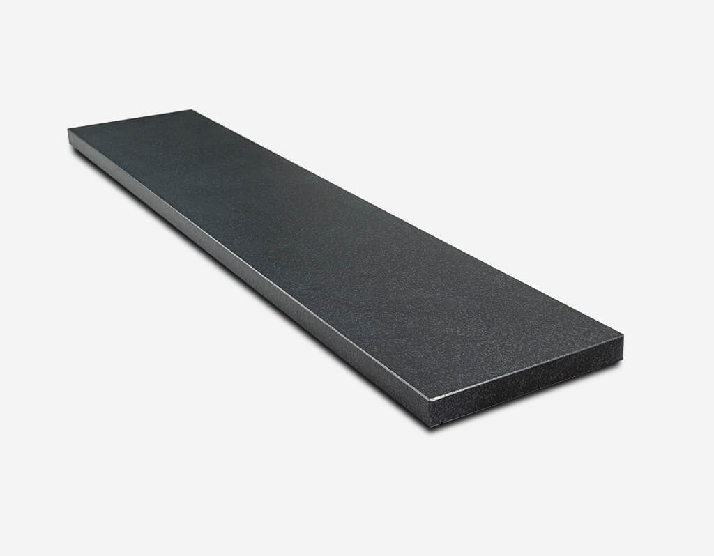 Parapet granitowy szlifowany czarny SZWED (gr. 2 cm)